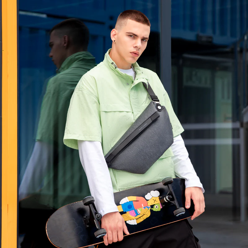 Pelmeen: Streamlined Design Style For Daily Traveling Chest Bag - Image 6