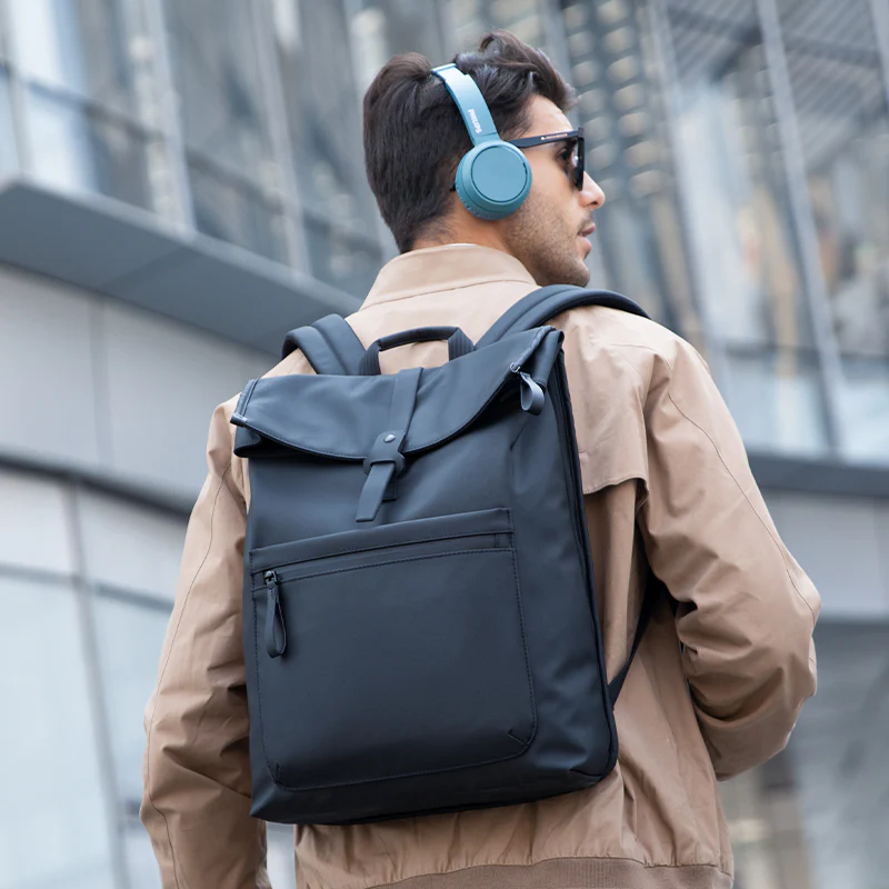 Trendy: Leather Casual Multilayer Storage Backpack - Image 4