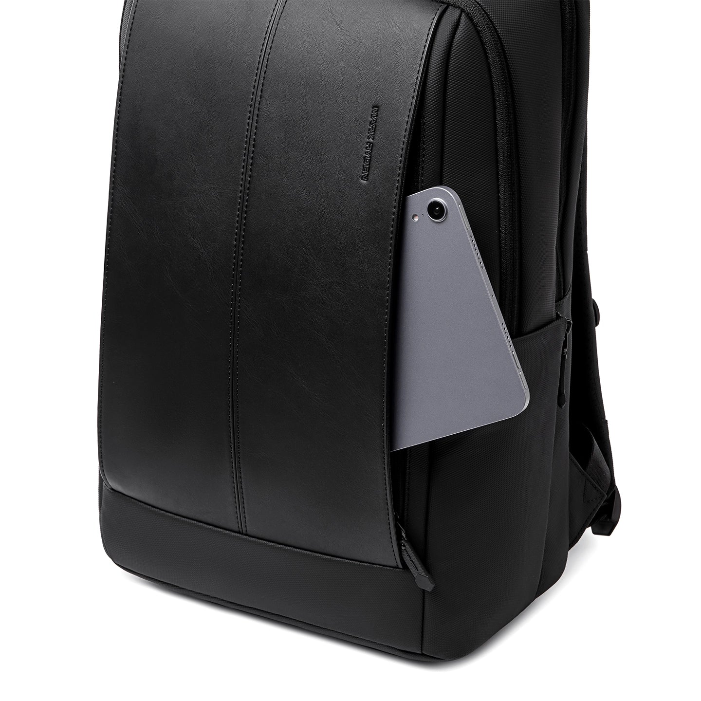 AeroBrief: 17L Business Laptop Backpack with 3D Breathable Back for Commuter - Image 8