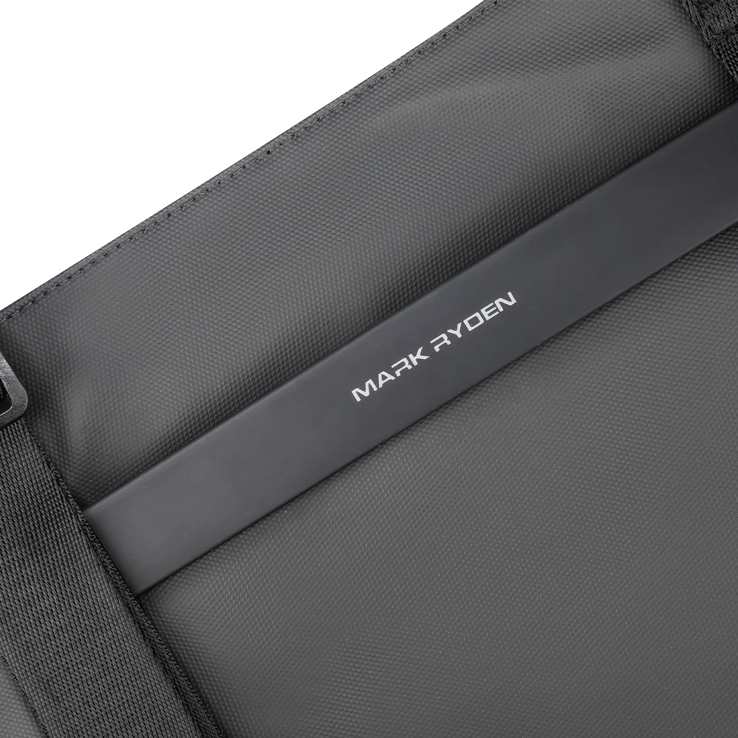 TechSafe: The multifunctional Messenger Bag with Simple Design - Image 16