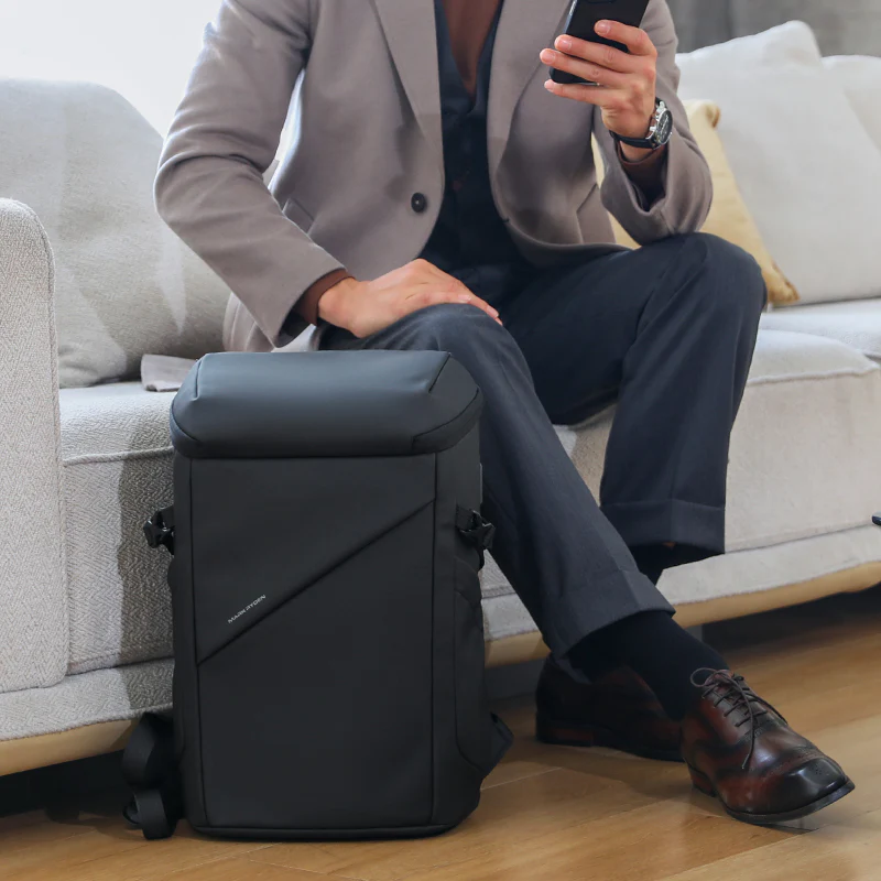 AeroShield 2025: Innovative Durable Waterproof Backpack - Image 8