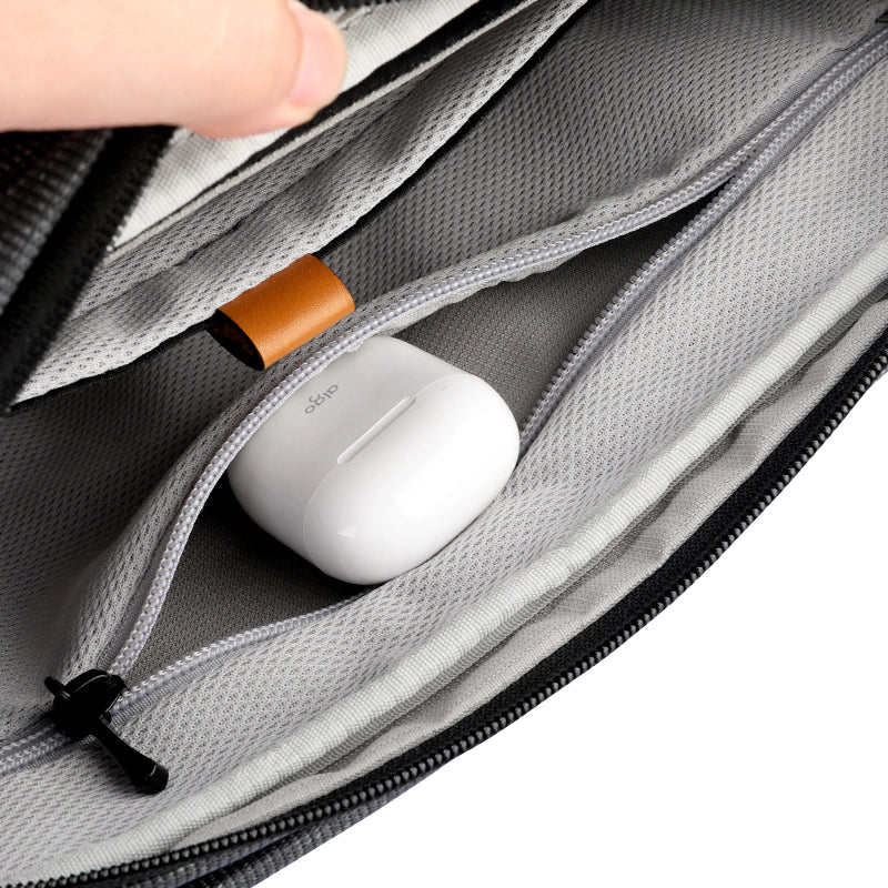 Fingon Ⅰ: Leather Large Capacity City Commuter Daily Messenger Bag - Image 7