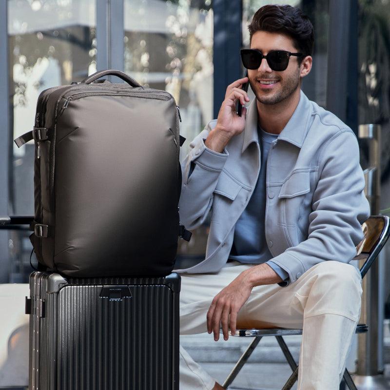 Explorer : Large capacity multi-layer multi-functional Backpack - Image 4